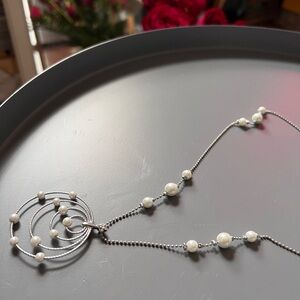 Elegant Silver color and White Pearls Necklace